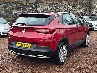 Used 2020 Vauxhall Grandland X Elite Nav Dark Ruby Red Metallic - Interior and Exterior details 19