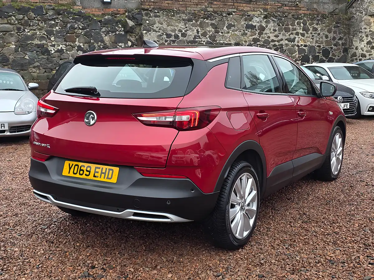 Used 2020 Vauxhall Grandland X Elite Nav Dark Ruby Red Metallic - Interior and Exterior details 19