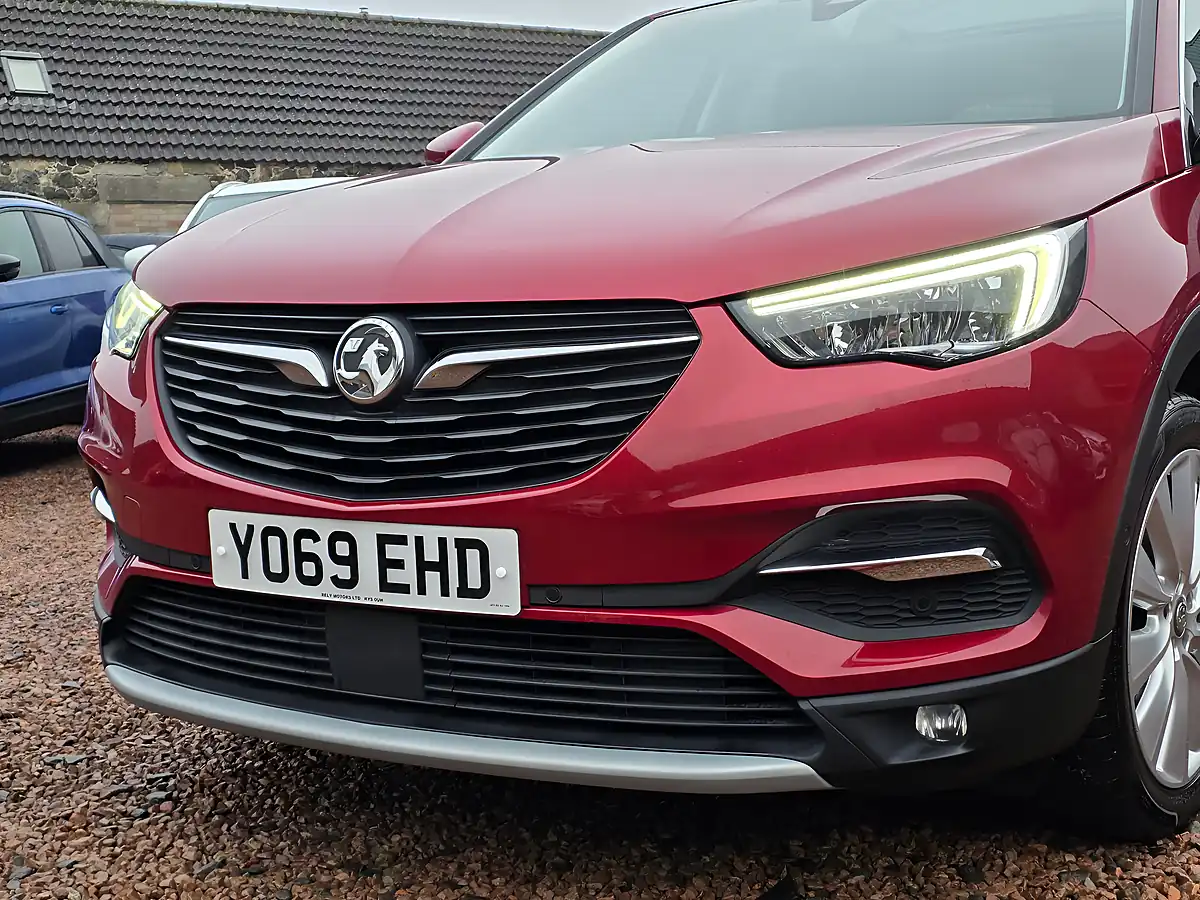 Used 2020 Vauxhall Grandland X Elite Nav Dark Ruby Red Metallic - Interior and Exterior details 6