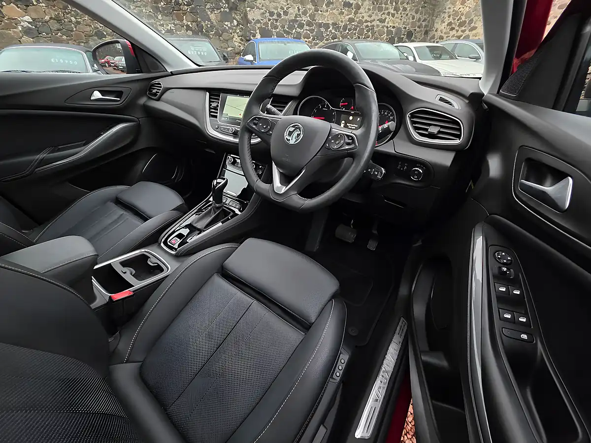 Used 2020 Vauxhall Grandland X Elite Nav Dark Ruby Red Metallic - Interior and Exterior details 8