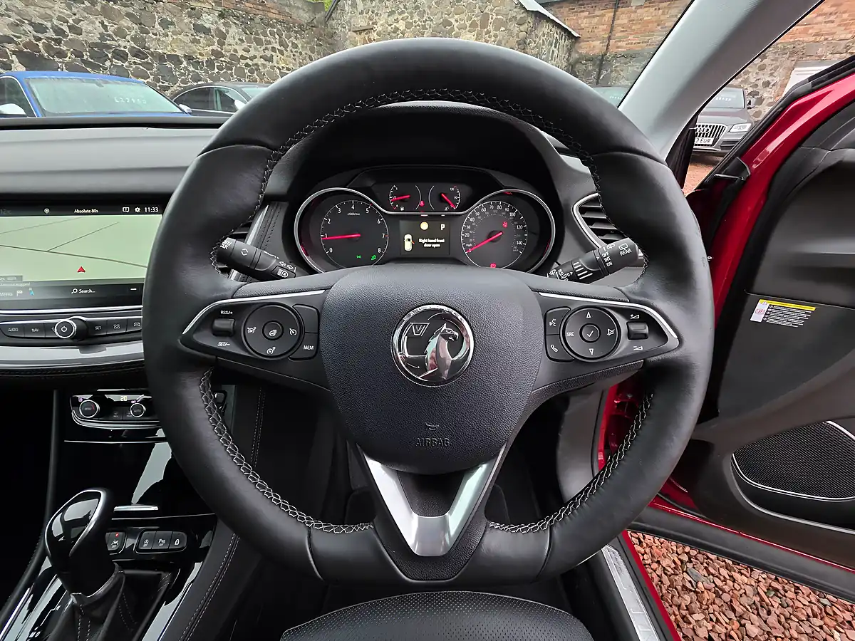Used 2020 Vauxhall Grandland X Elite Nav Dark Ruby Red Metallic - Interior and Exterior details 9