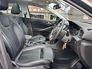 Used 2020 Vauxhall Grandland X Elite Nav Grey - Interior and Exterior details 10