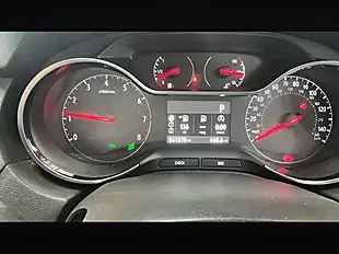 Used 2020 Vauxhall Grandland X Elite Nav Pearl White - Interior and Exterior details 13