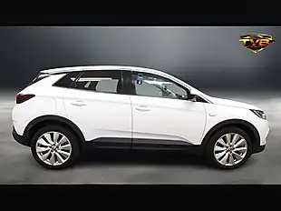 Used 2020 Vauxhall Grandland X Elite Nav Pearl White - Interior and Exterior details 2