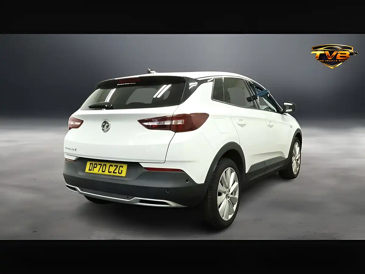 Used 2020 Vauxhall Grandland X Elite Nav Pearl White - Interior and Exterior details 3