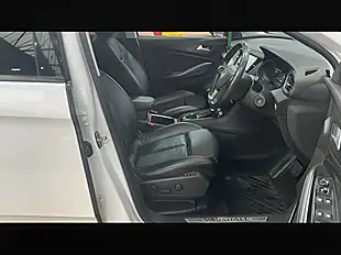 Used 2020 Vauxhall Grandland X Elite Nav Pearl White - Interior and Exterior details 9