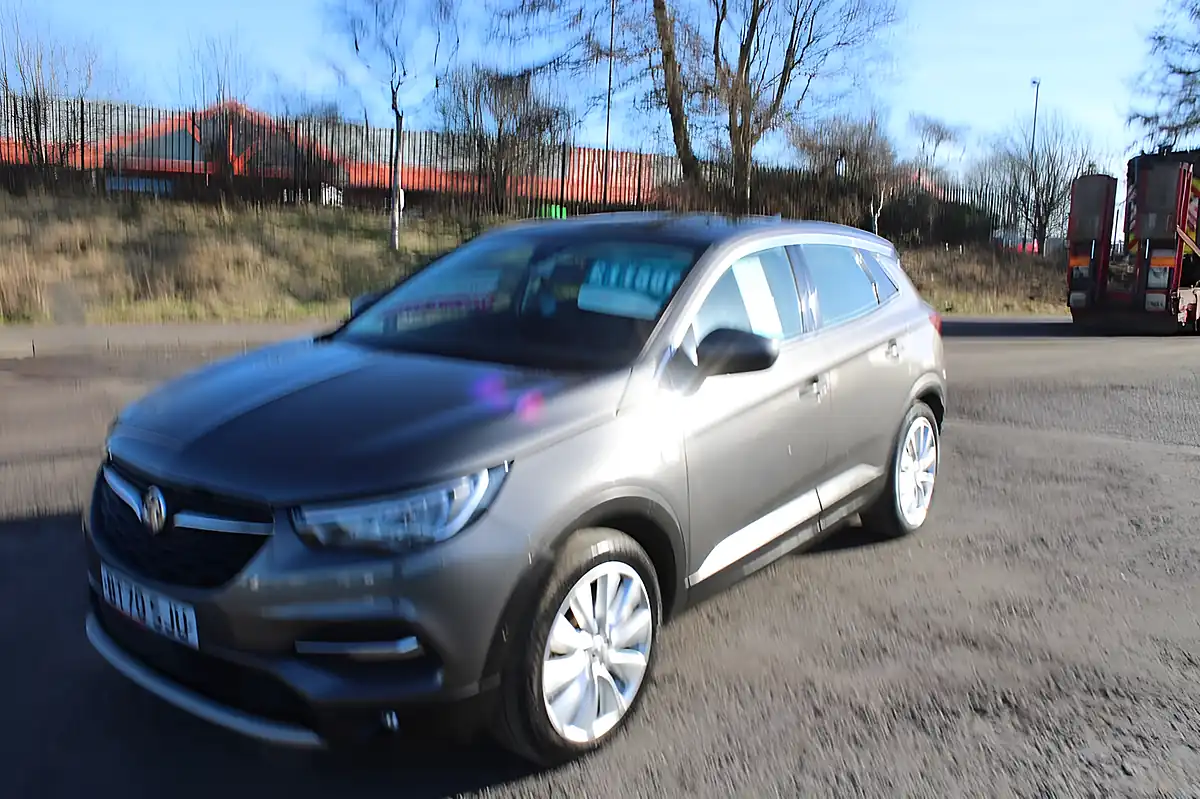 Used 2020 Vauxhall Grandland X Elite X Nav Edition Moonstone Grey Metallic - Interior and Exterior details 6
