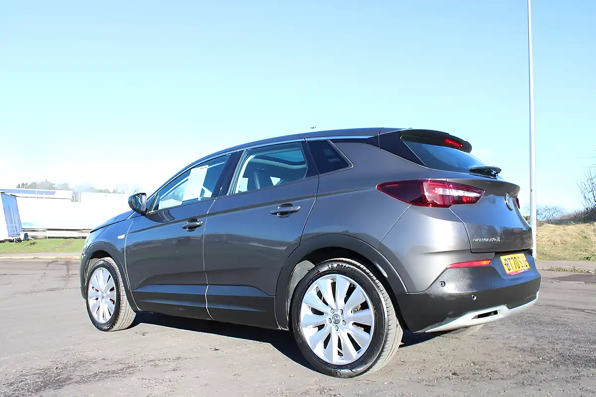 Used 2020 Vauxhall Grandland X Elite X Nav Edition Moonstone Grey Metallic - Interior and Exterior details 9