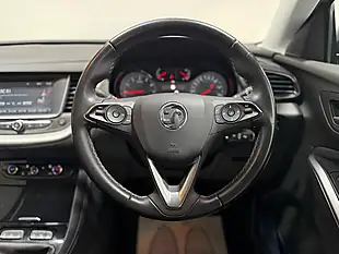 Used 2020 Vauxhall Grandland X Se Grey - Interior and Exterior details 16