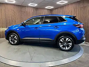 Used 2020 Vauxhall Grandland X Se Premium Blue - Interior and Exterior details 11