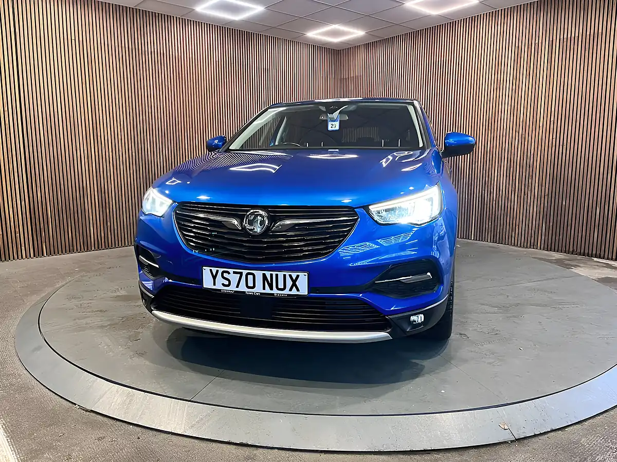 Used 2020 Vauxhall Grandland X Se Premium Blue - Interior and Exterior details 2
