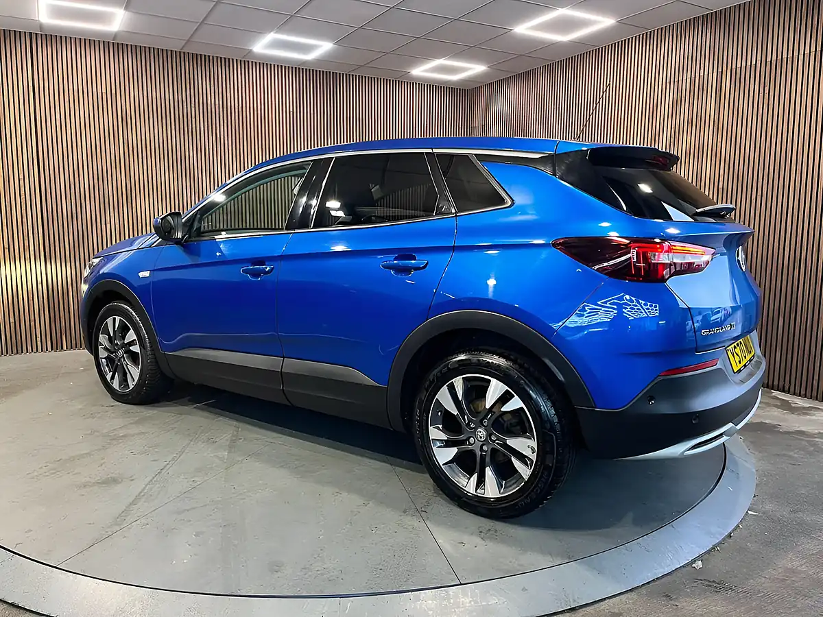 Used 2020 Vauxhall Grandland X Se Premium Blue - Interior and Exterior details 4