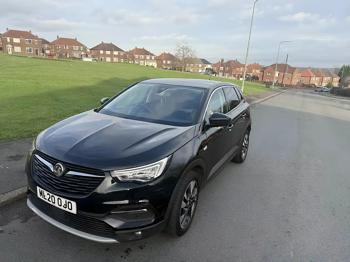 Used 2020 Vauxhall Grandland X Se Premium - Interior and Exterior details 2