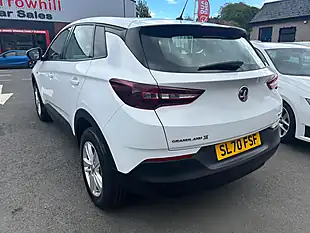 Used 2020 Vauxhall Grandland X Se White - Interior and Exterior details 6