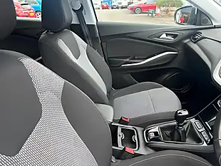 Used 2020 Vauxhall Grandland X Se White - Interior and Exterior details 8