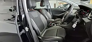 Used 2020 Vauxhall Grandland X Sri Nav Black - Interior and Exterior details 13