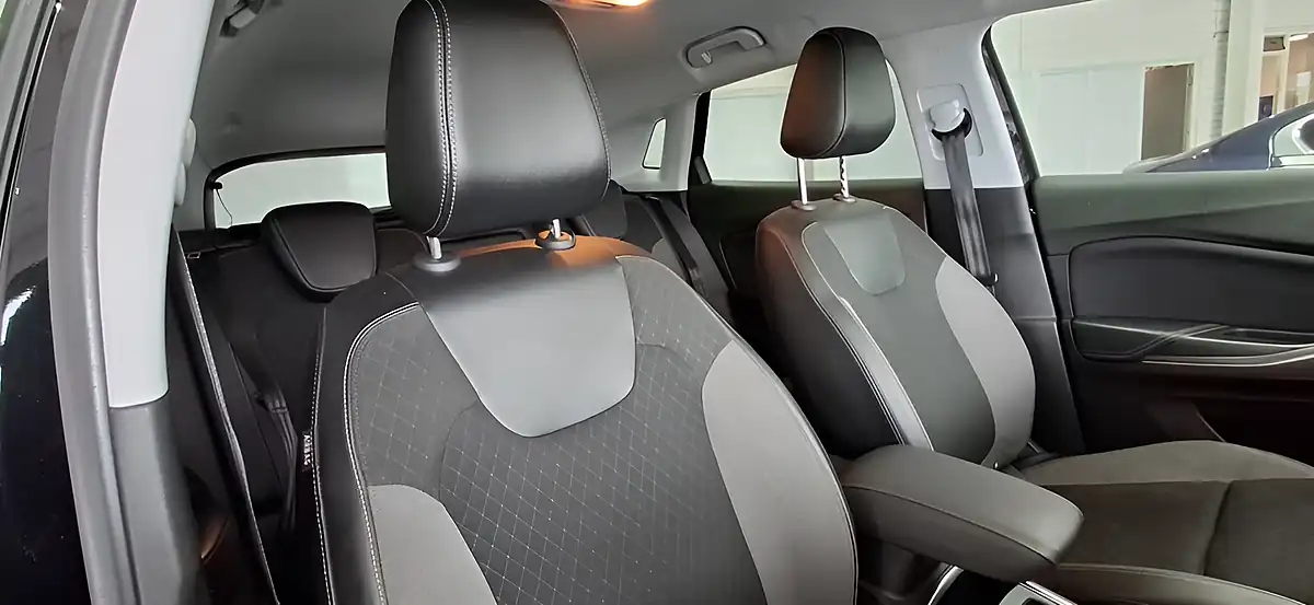 Used 2020 Vauxhall Grandland X Sri Nav Black - Interior and Exterior details 17