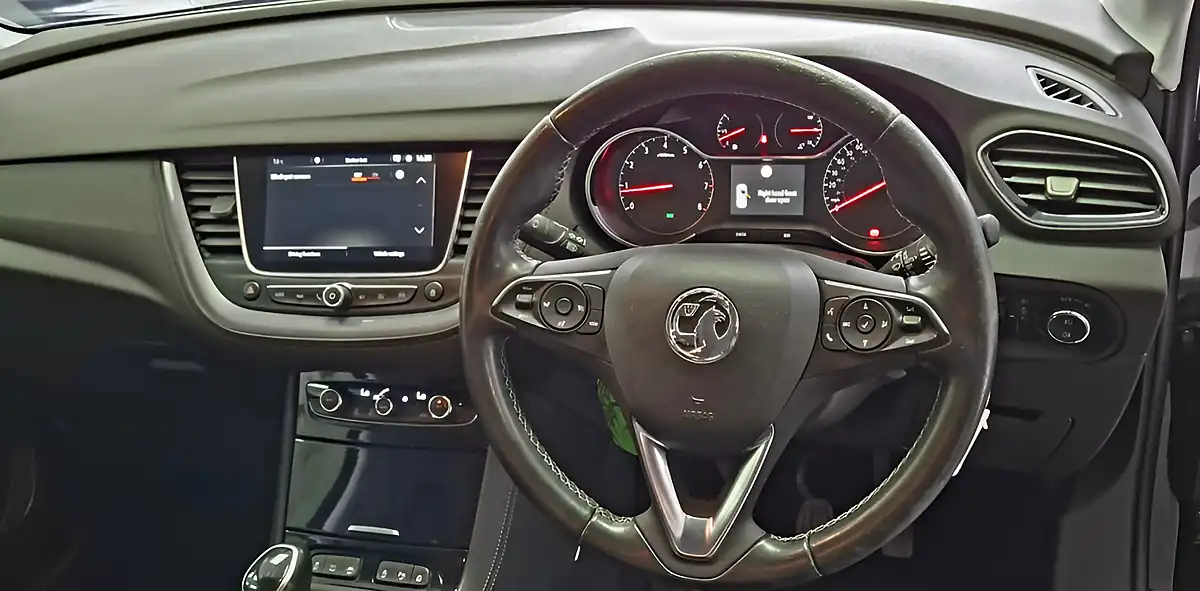 Used 2020 Vauxhall Grandland X Sri Nav Black - Interior and Exterior details 18