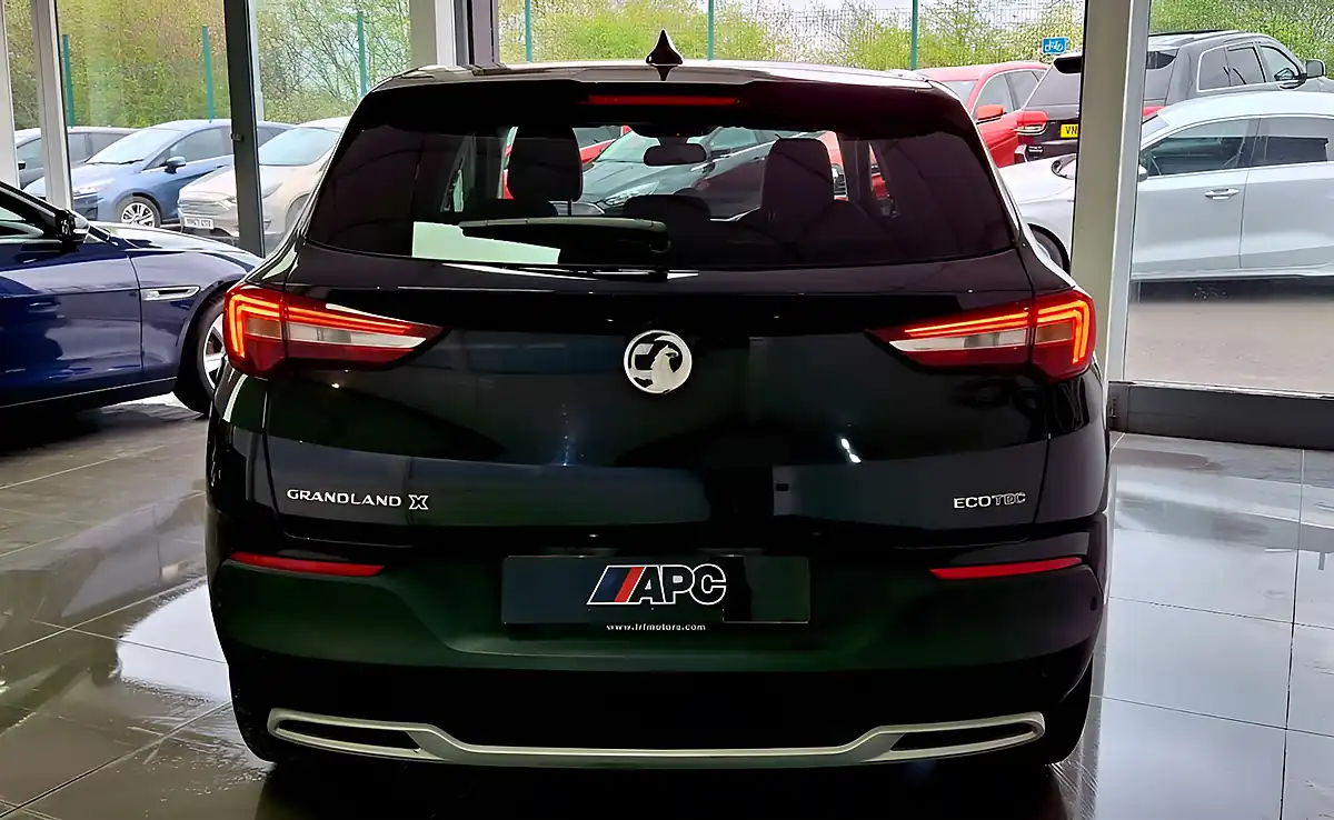 Used 2020 Vauxhall Grandland X Sri Nav Black - Interior and Exterior details 4
