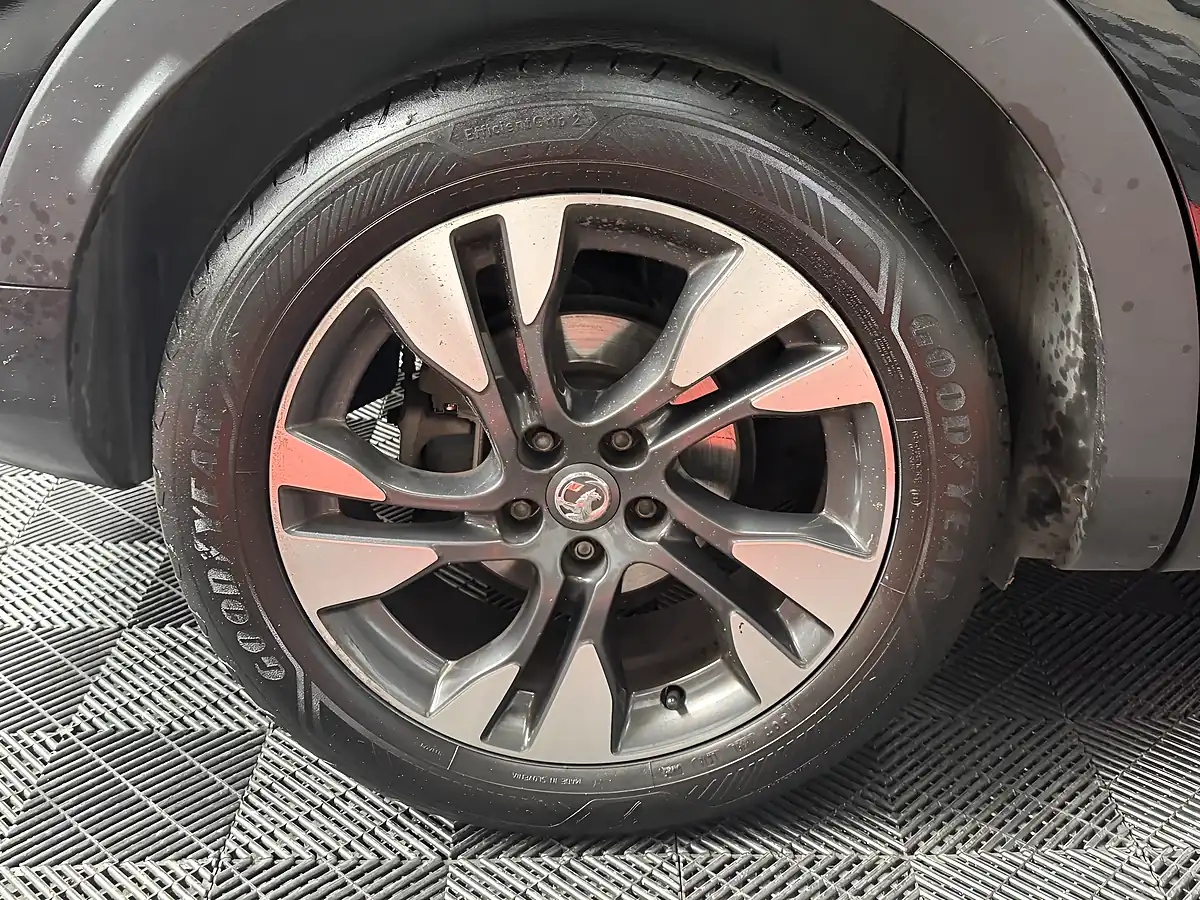 Used 2020 Vauxhall Grandland X Sri Nav Black - Interior and Exterior details 11