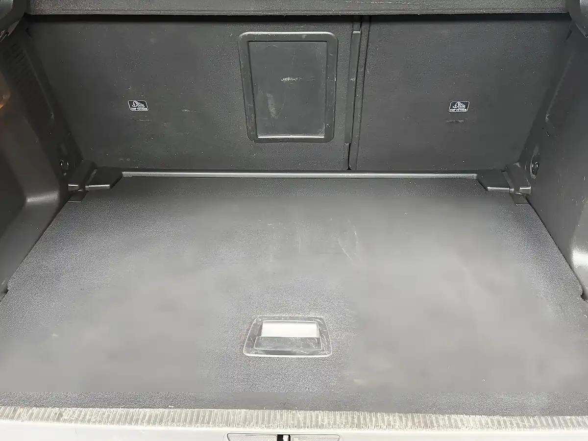 Used 2020 Vauxhall Grandland X Sri Nav Black - Interior and Exterior details 12