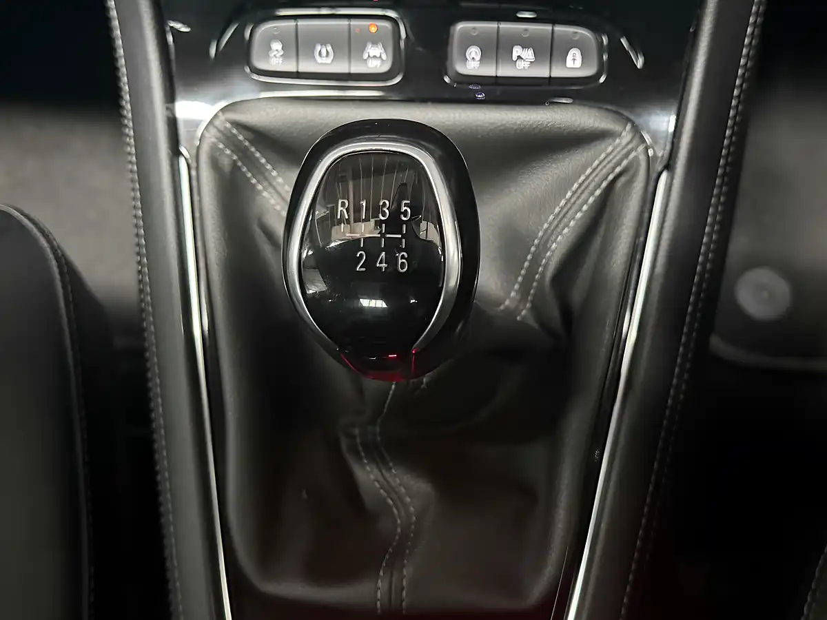 Used 2020 Vauxhall Grandland X Sri Nav Black - Interior and Exterior details 18