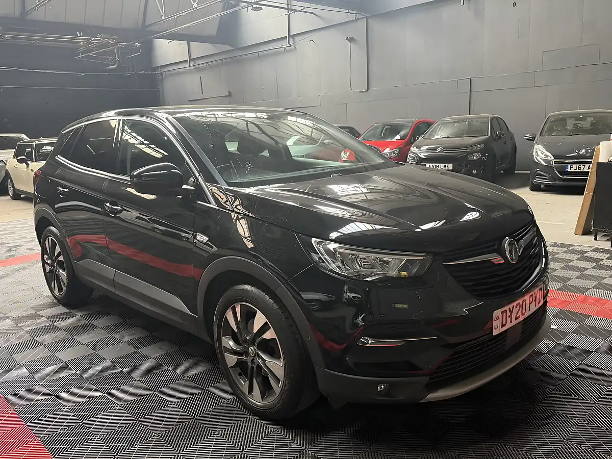 Used 2020 Vauxhall Grandland X Sri Nav Black - Interior and Exterior details 3