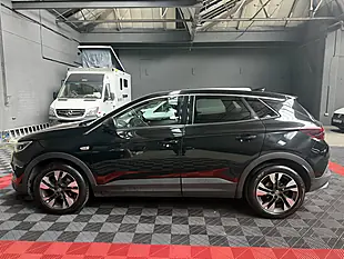 Used 2020 Vauxhall Grandland X Sri Nav Black - Interior and Exterior details 6