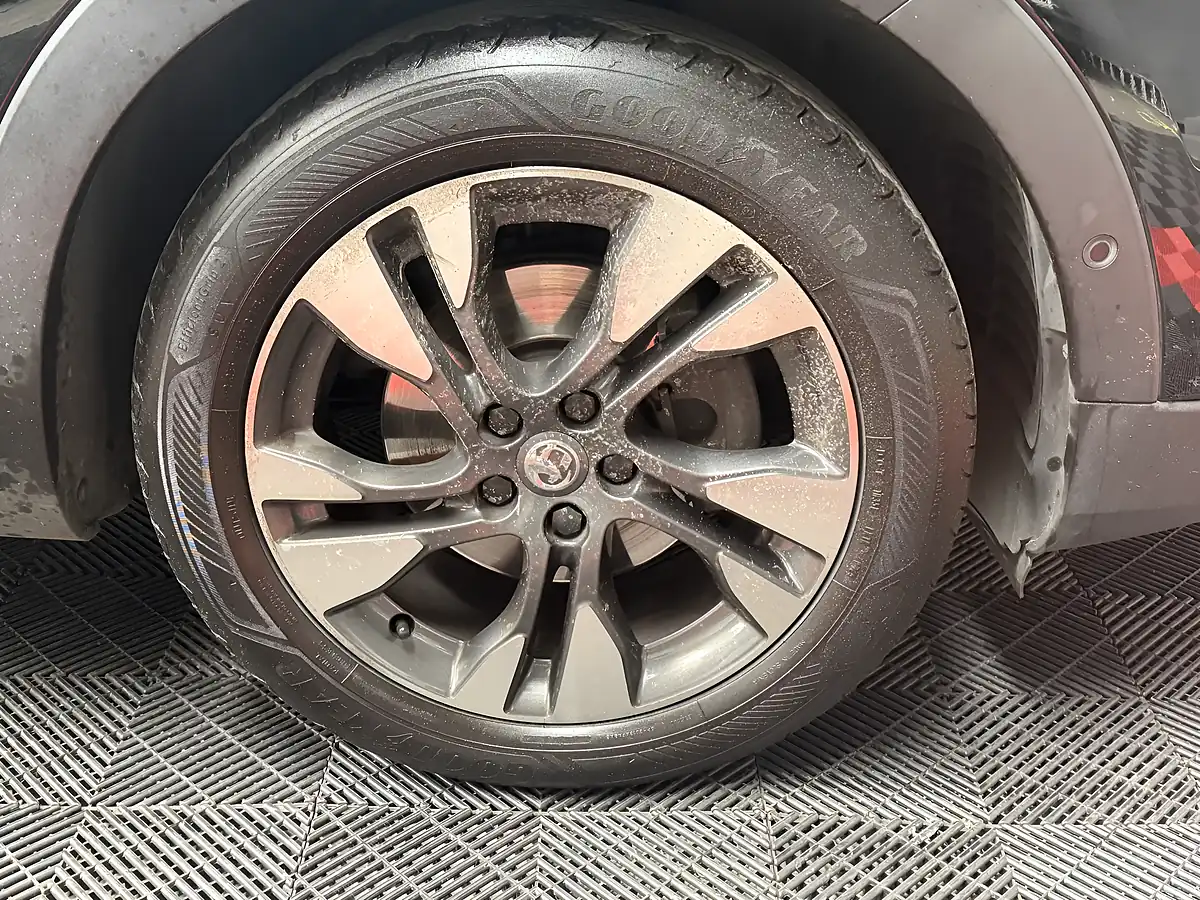 Used 2020 Vauxhall Grandland X Sri Nav Black - Interior and Exterior details 8