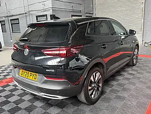 Used 2020 Vauxhall Grandland X Sri Nav Black - Interior and Exterior details 9