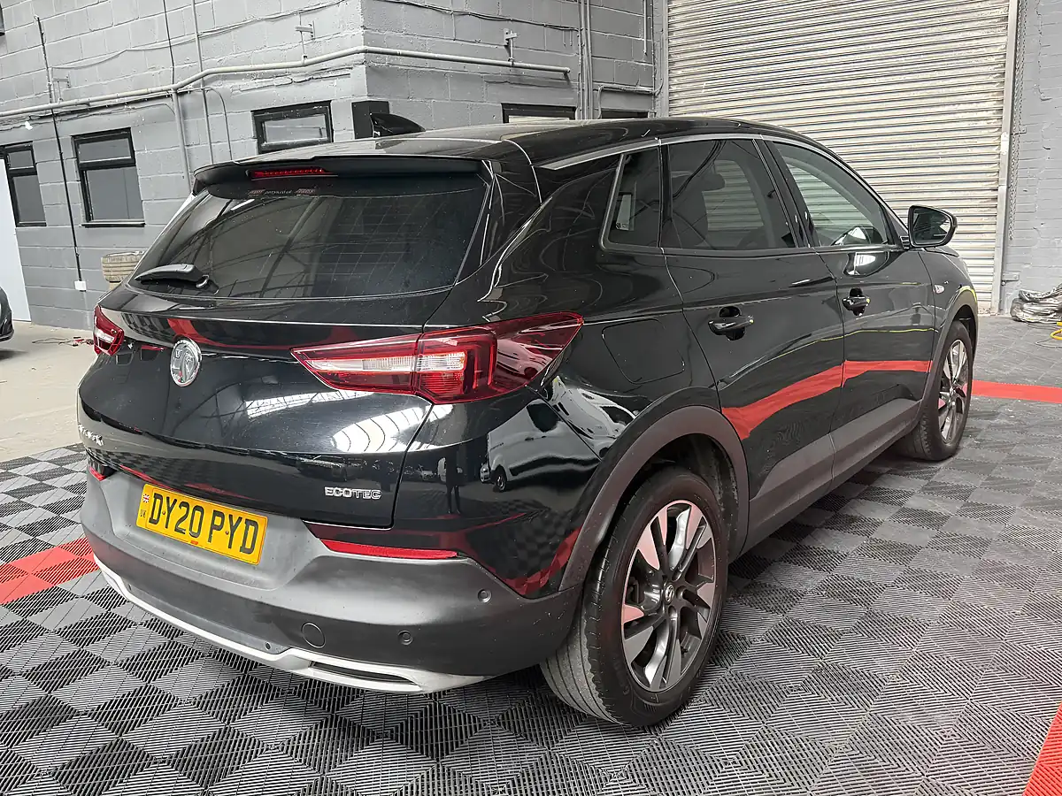 Used 2020 Vauxhall Grandland X Sri Nav Black - Interior and Exterior details 9