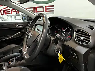 Used 2020 Vauxhall Grandland X Sri Nav Black - Interior and Exterior details 12