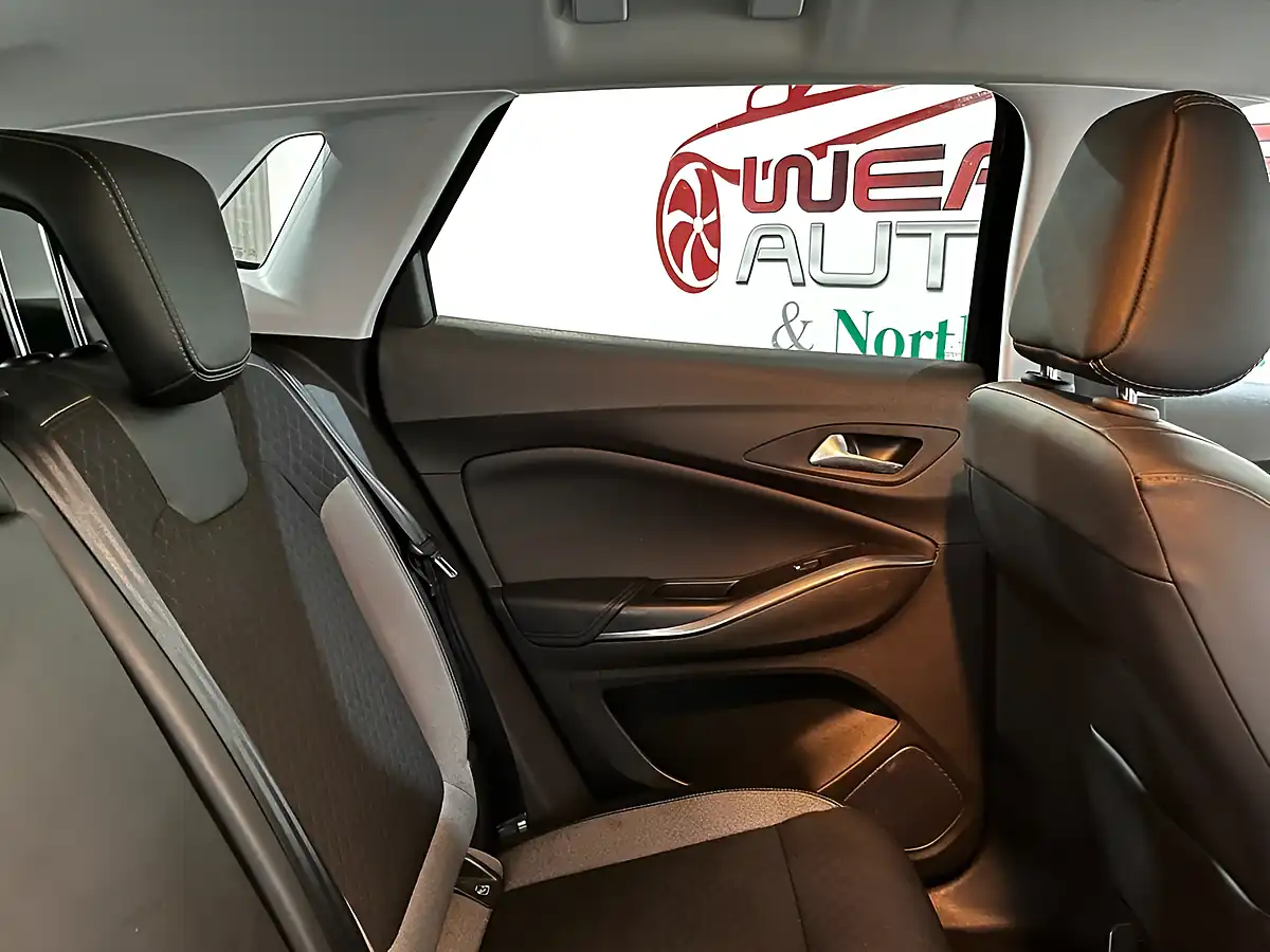 Used 2020 Vauxhall Grandland X Sri Nav Black - Interior and Exterior details 15
