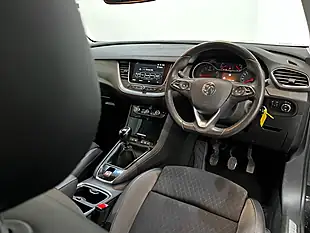 Used 2020 Vauxhall Grandland X Sri Nav Black - Interior and Exterior details 17
