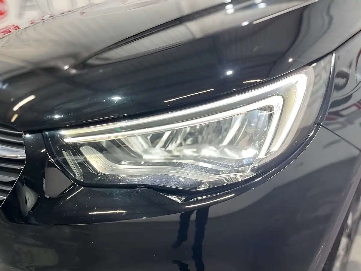Used 2020 Vauxhall Grandland X Sri Nav Black - Interior and Exterior details 6