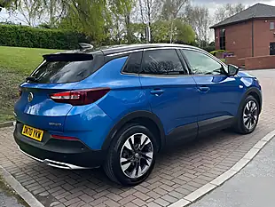 Used 2020 Vauxhall Grandland X Sri Nav Blue - Interior and Exterior details 16