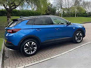 Used 2020 Vauxhall Grandland X Sri Nav Blue - Interior and Exterior details 17