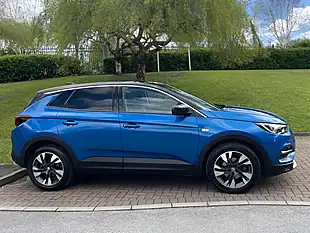 Used 2020 Vauxhall Grandland X Sri Nav Blue - Interior and Exterior details 19