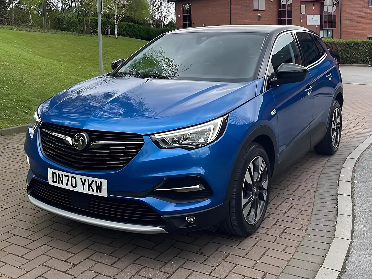 Used 2020 Vauxhall Grandland X Sri Nav Blue - Interior and Exterior details 5