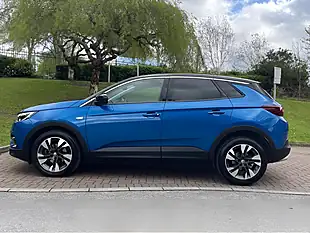 Used 2020 Vauxhall Grandland X Sri Nav Blue - Interior and Exterior details 8
