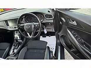 Used 2020 Vauxhall Grandland X Sri Nav Grey - Interior and Exterior details 10