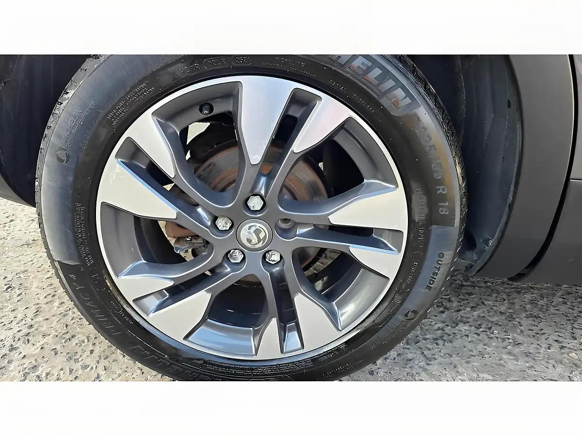 Used 2020 Vauxhall Grandland X Sri Nav Grey - Interior and Exterior details 18