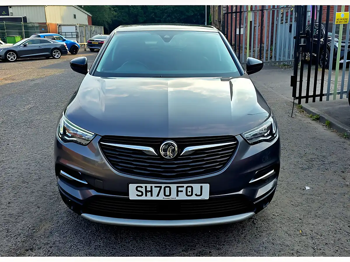 Used 2020 Vauxhall Grandland X Sri Nav Grey - Interior and Exterior details 3