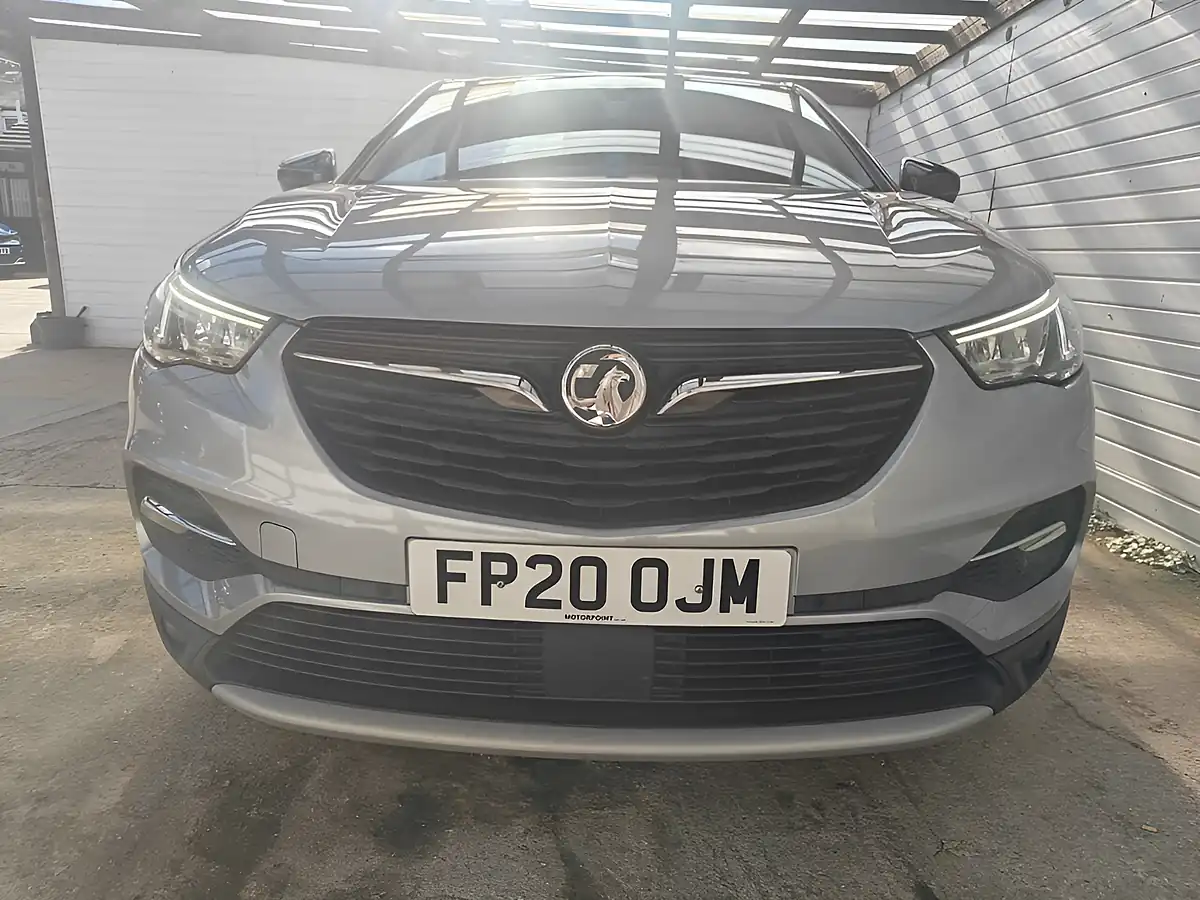 Used 2020 Vauxhall Grandland X Sri Nav Grey - Interior and Exterior details 10