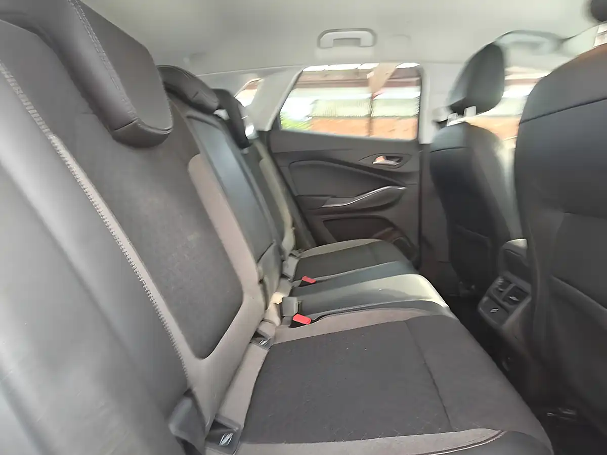 Used 2020 Vauxhall Grandland X Sri Nav Grey - Interior and Exterior details 14
