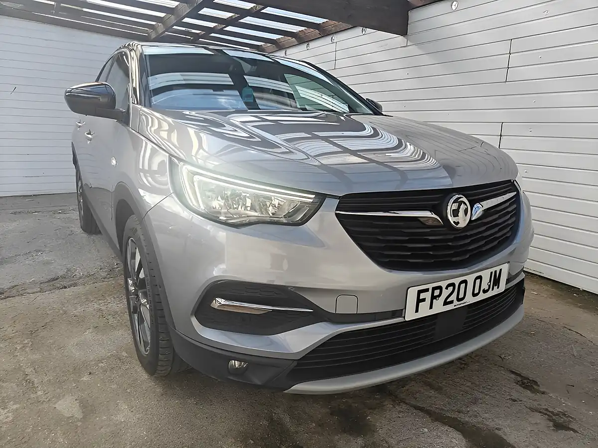 Used 2020 Vauxhall Grandland X Sri Nav Grey - Interior and Exterior details 6