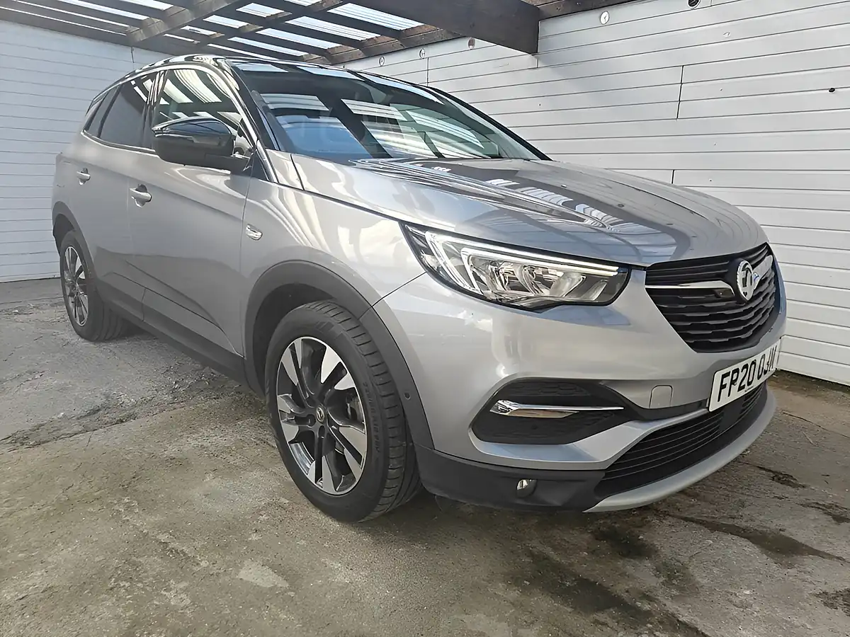 Used 2020 Vauxhall Grandland X Sri Nav Grey - Interior and Exterior details 7