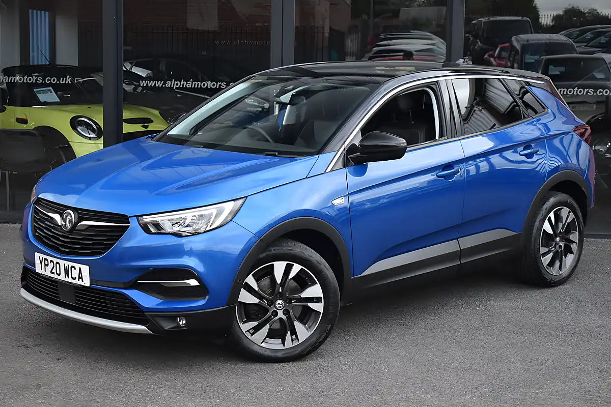 Used 2020 Vauxhall Grandland X Sri Nav Topaz Blue - Interior and Exterior details 4