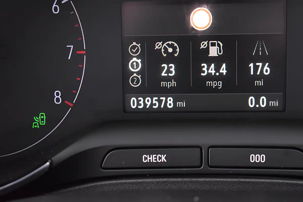 Used 2020 Vauxhall Grandland X Sri Nav Topaz Blue - Interior and Exterior details 9