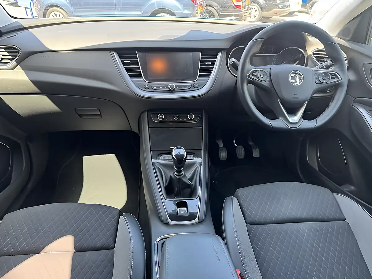 Used 2020 Vauxhall Grandland X Sri Nav Topaz Blue - Interior and Exterior details 7